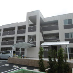 ペット（小型犬1匹）飼育可！オートロック付いてます♪